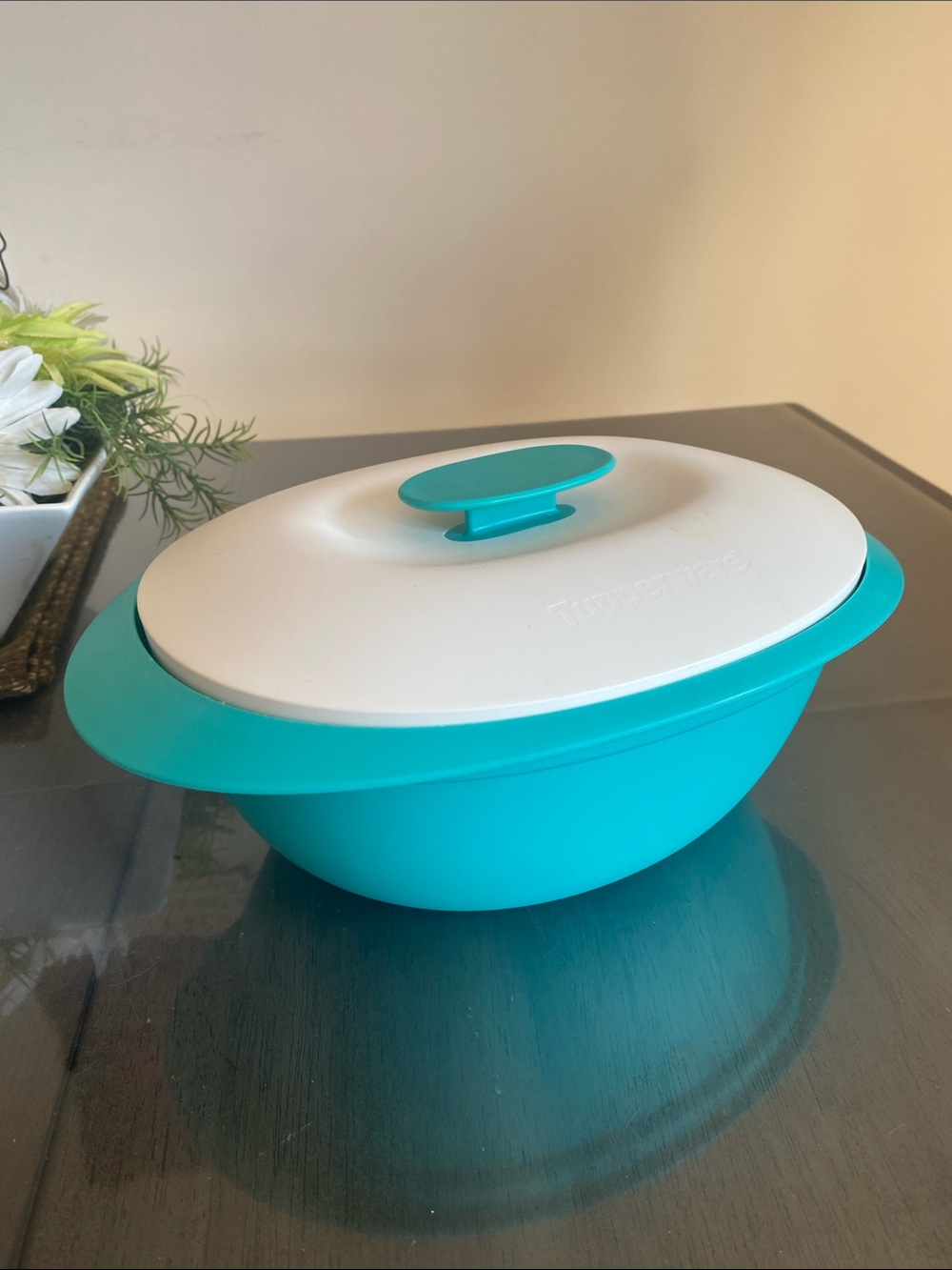 NEW🌈 Tupperware Turquoise Blossom Soup Tureen Casserole Food Storage
